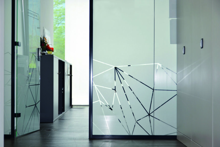 Trennwand in Milchglas Optik